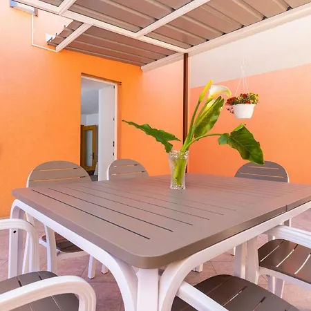 Grafulin شقة Kaštela