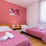 Apartamento Grafulin Kaštela