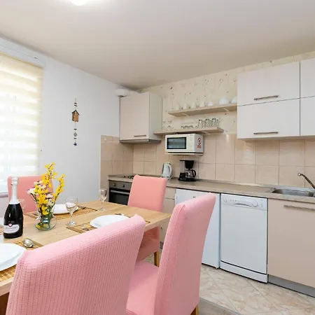 Grafulin Apartment