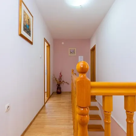 Apartment Grafulin